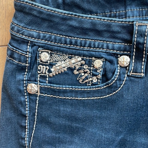 Miss Me Mid Rise Easy Skinny Denim - Picture 5 of 9